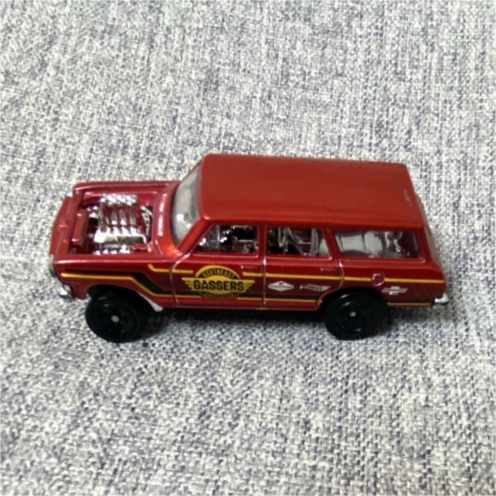 Hot Wheels Chevrolet Nova Wagon Gasser Red Diecast 1:64